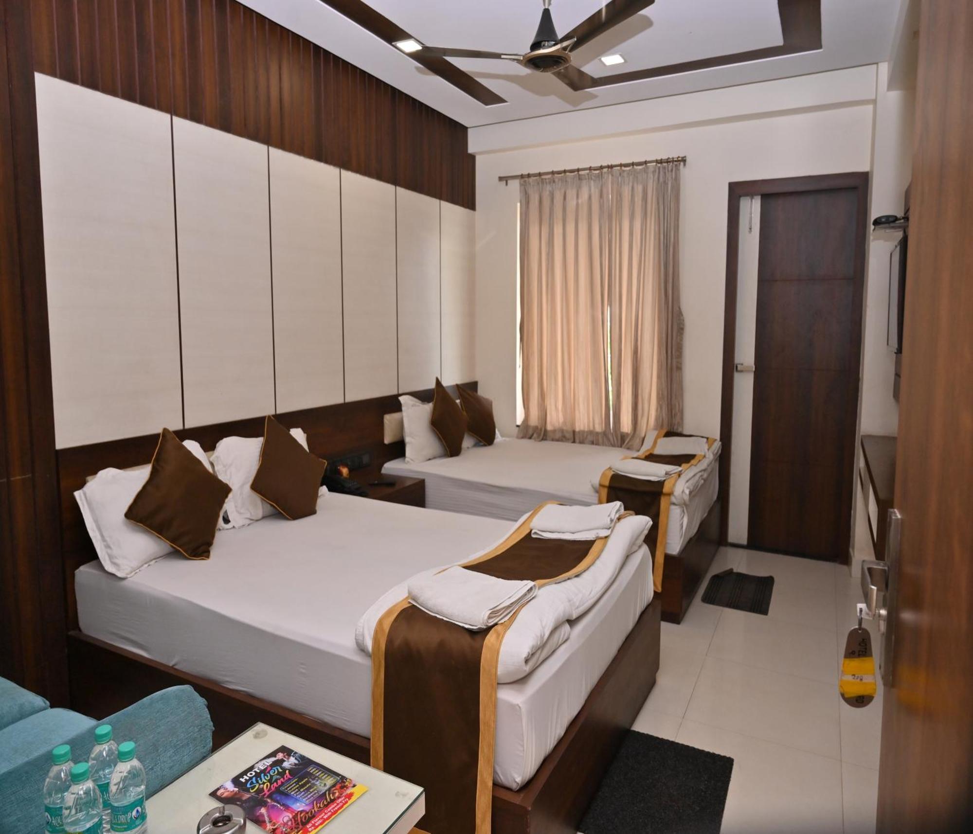 Hotel Silver Land New Digha With Rooftop Pool Extérieur photo
