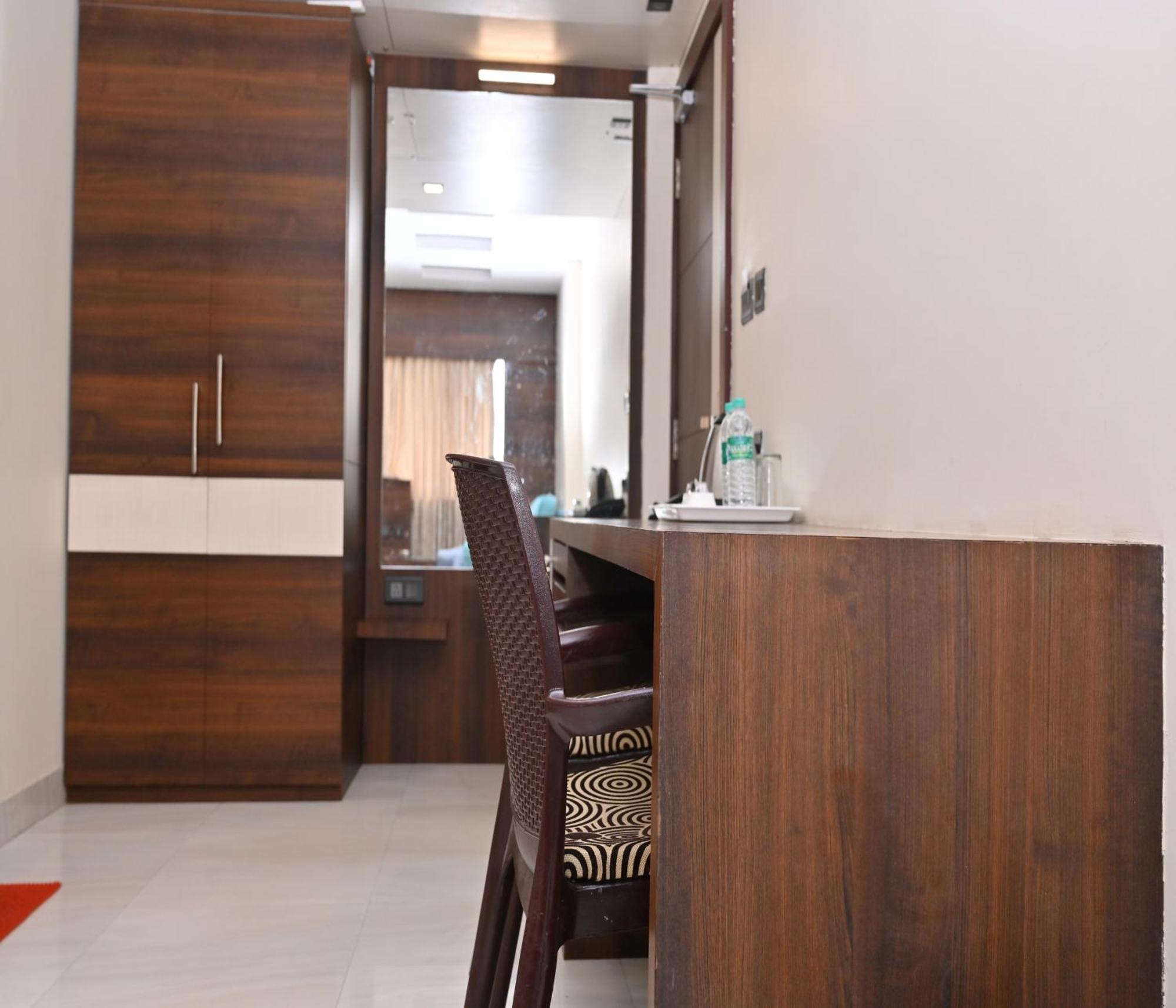 Hotel Silver Land New Digha With Rooftop Pool Extérieur photo
