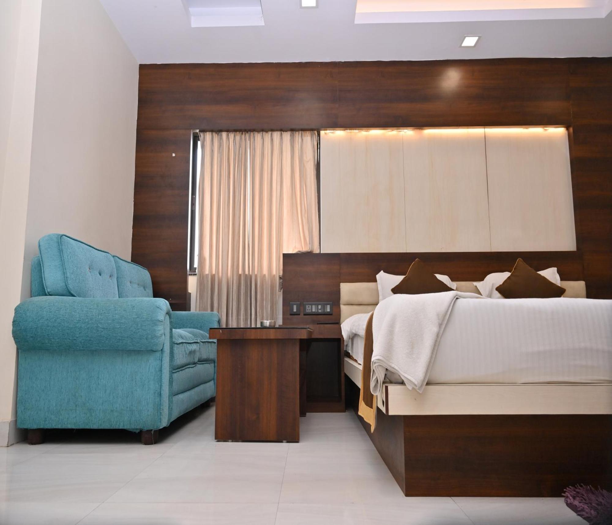 Hotel Silver Land New Digha With Rooftop Pool Extérieur photo