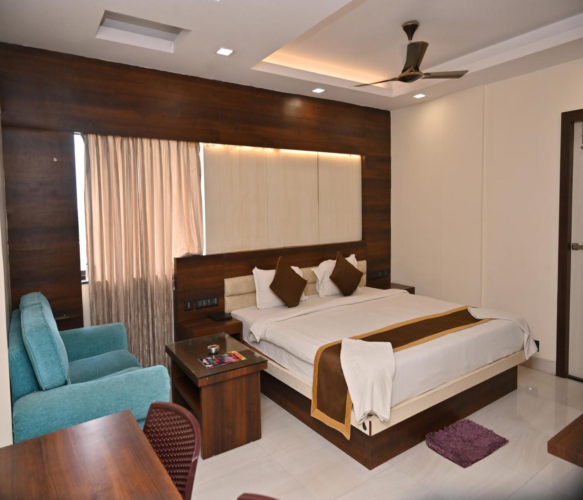Hotel Silver Land New Digha With Rooftop Pool Extérieur photo