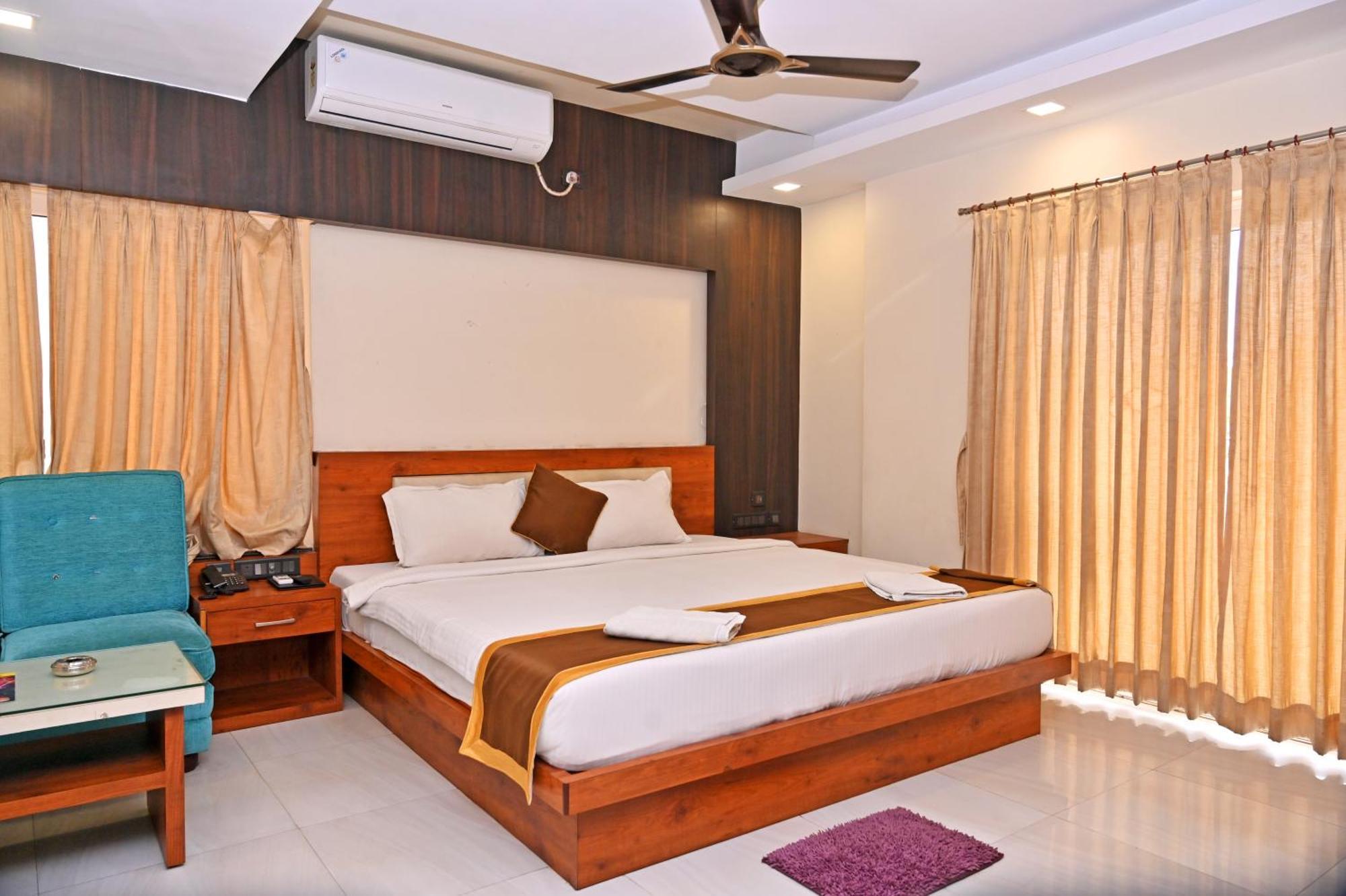 Hotel Silver Land New Digha With Rooftop Pool Extérieur photo