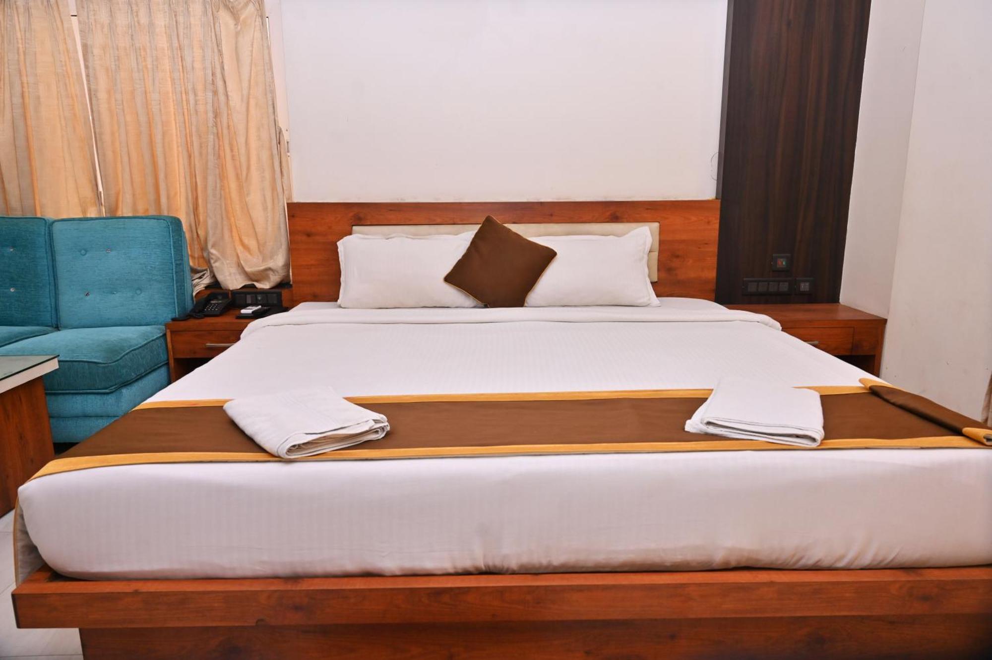 Hotel Silver Land New Digha With Rooftop Pool Extérieur photo