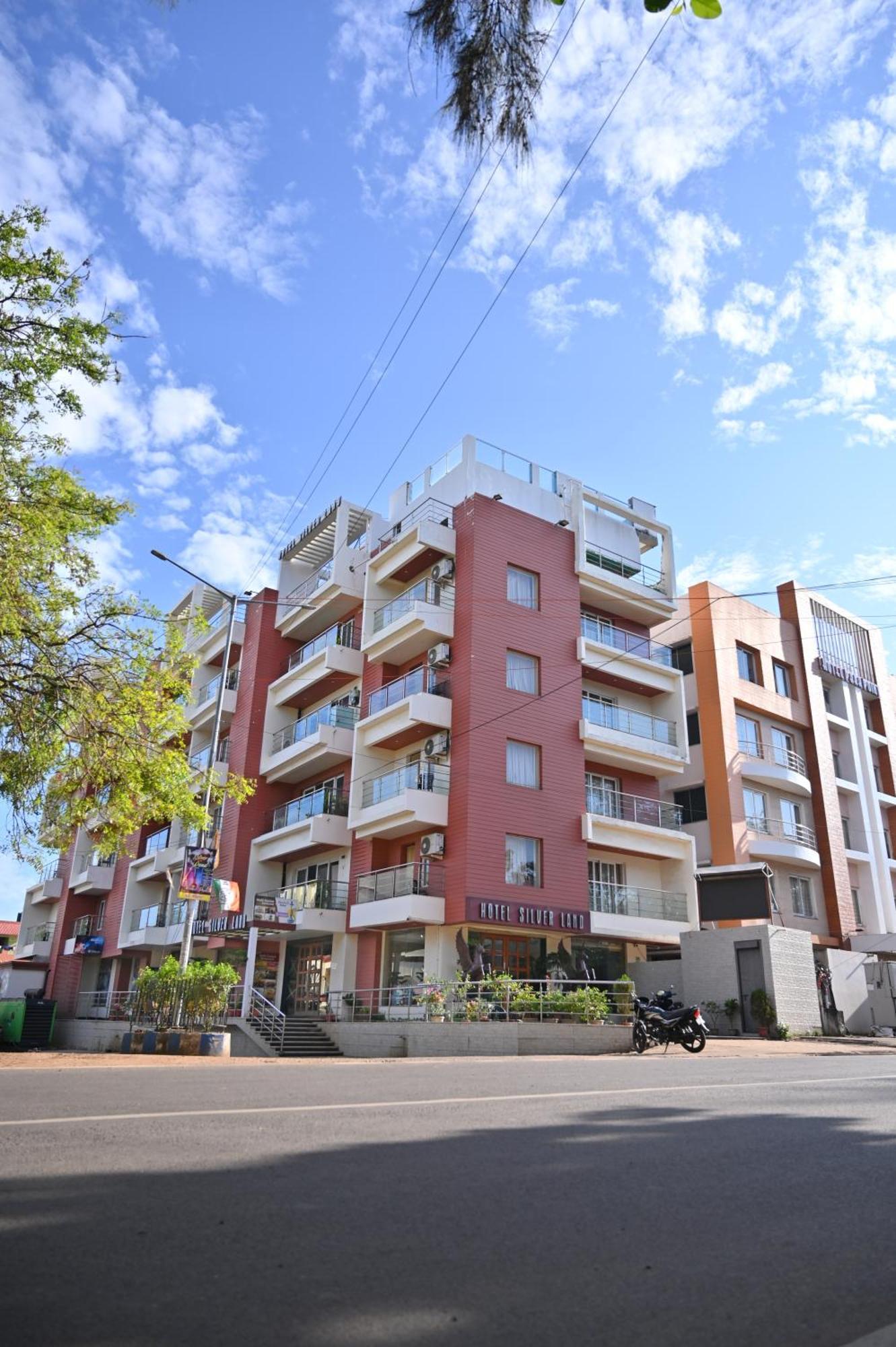 Hotel Silver Land New Digha With Rooftop Pool Extérieur photo